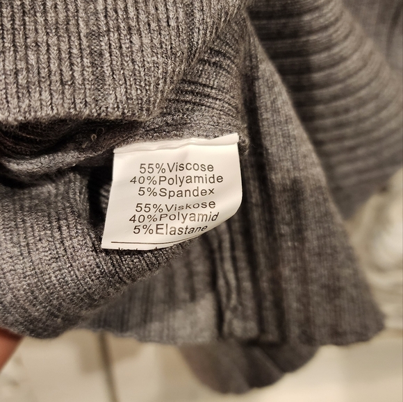 Gray sweater pencil skirt - Picture 13 of 15